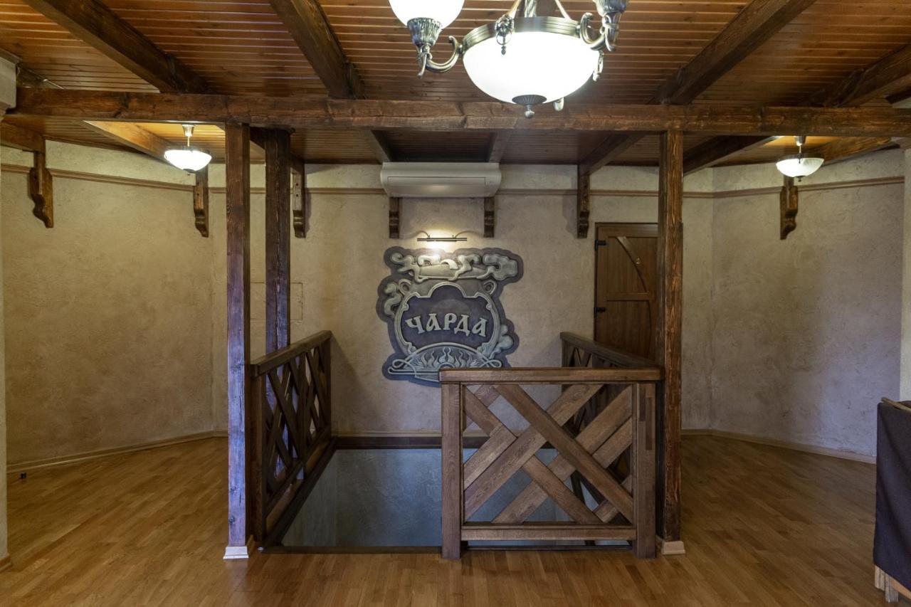 Charda Hotel Užhorod Esterno foto